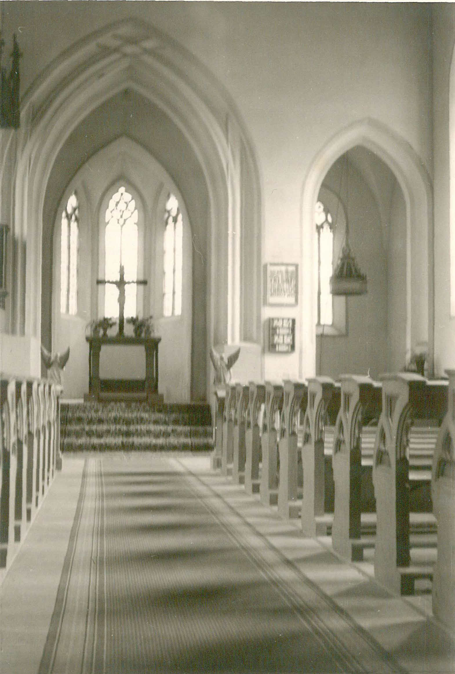 Kirche um 1960 innen